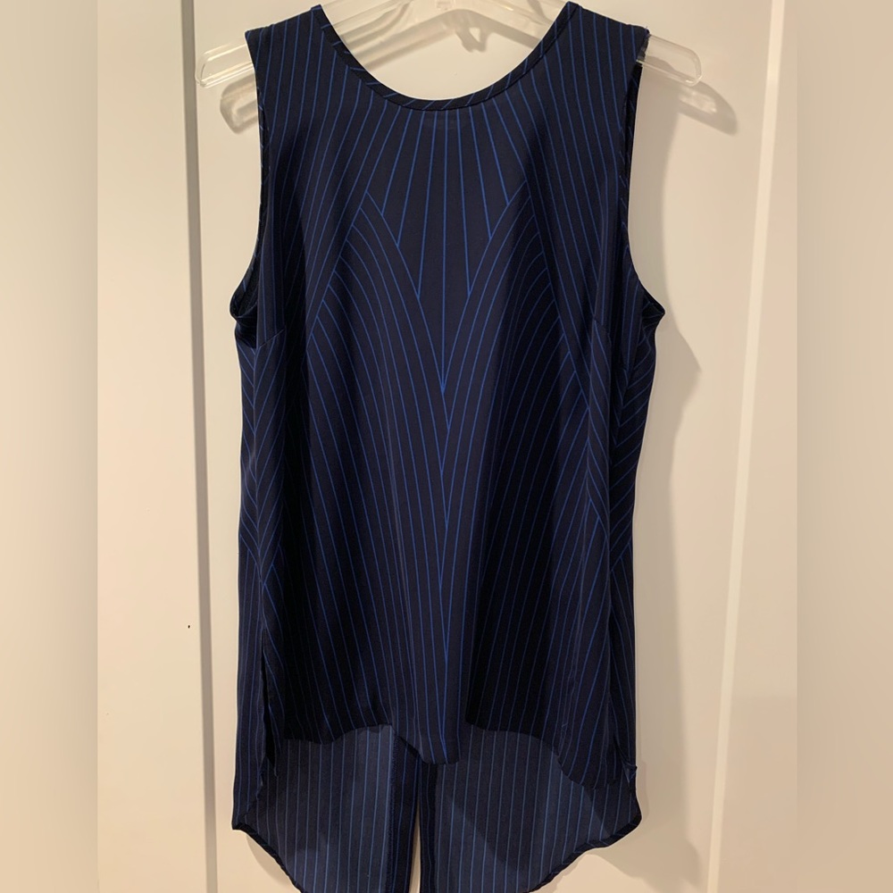 Calvin Klein high-low sleeveless blouse size M